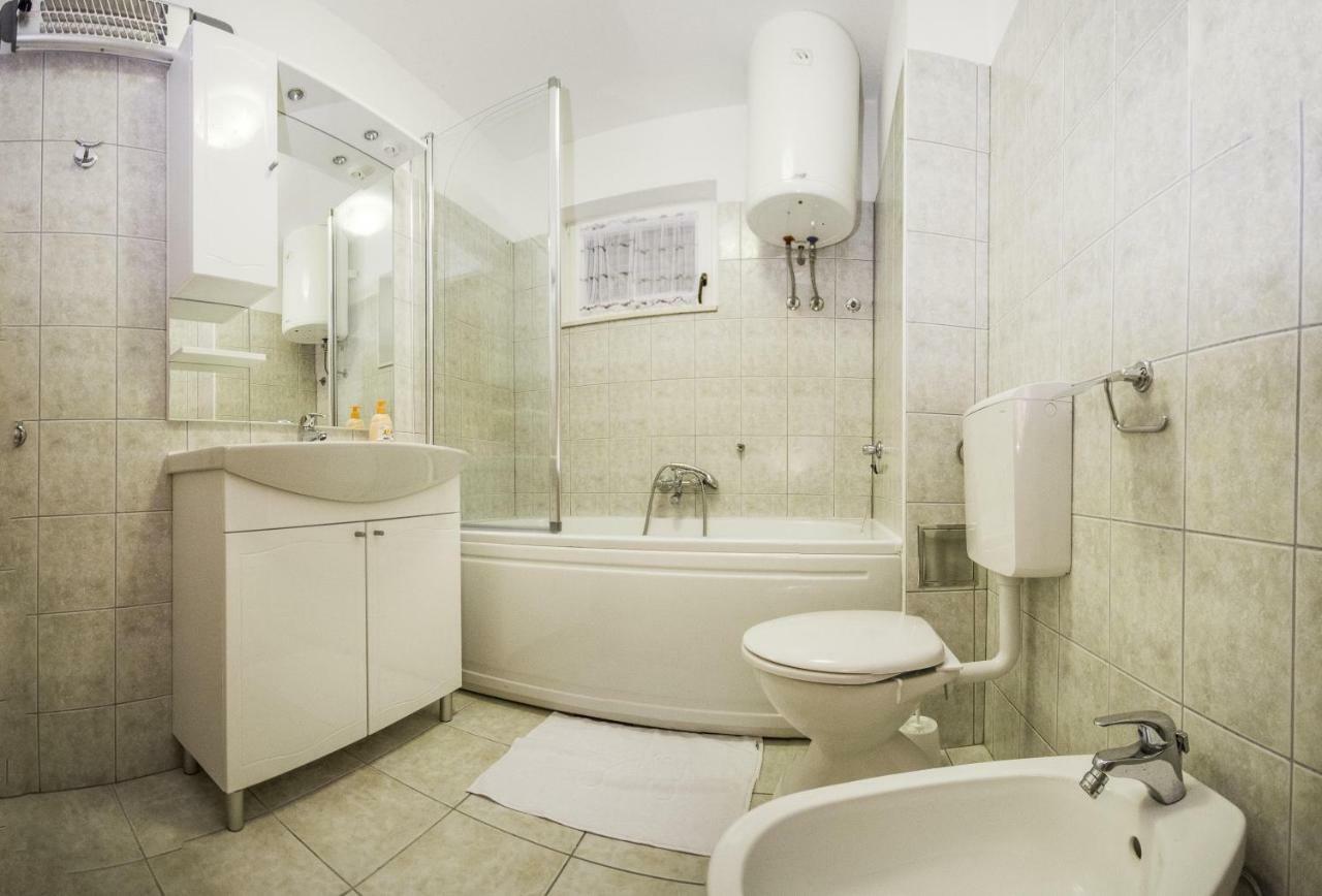 Apartments Josipa Сплит Екстериор снимка
