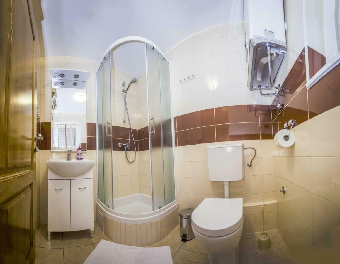 Apartments Josipa Сплит Екстериор снимка