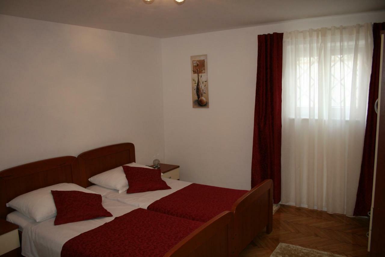 Apartments Josipa Сплит Екстериор снимка