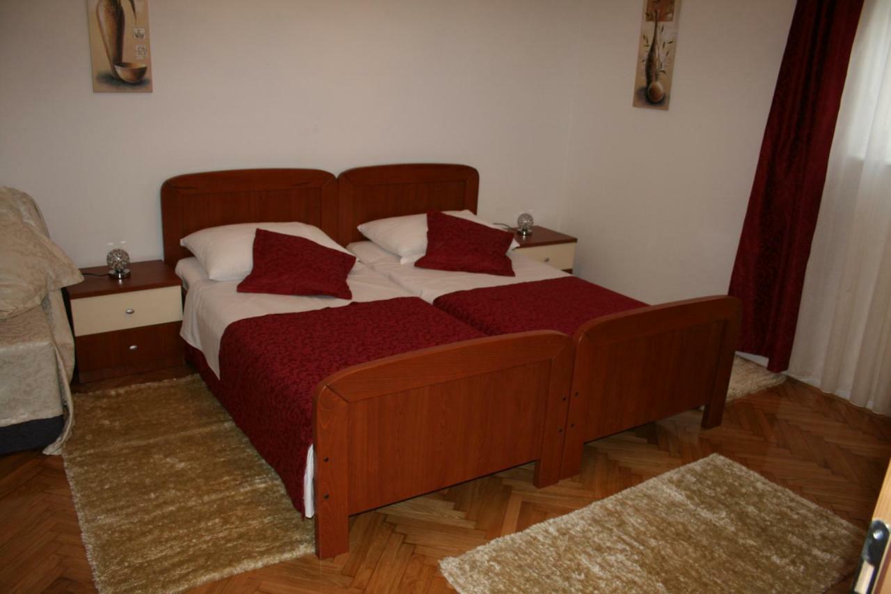 Apartments Josipa Сплит Екстериор снимка